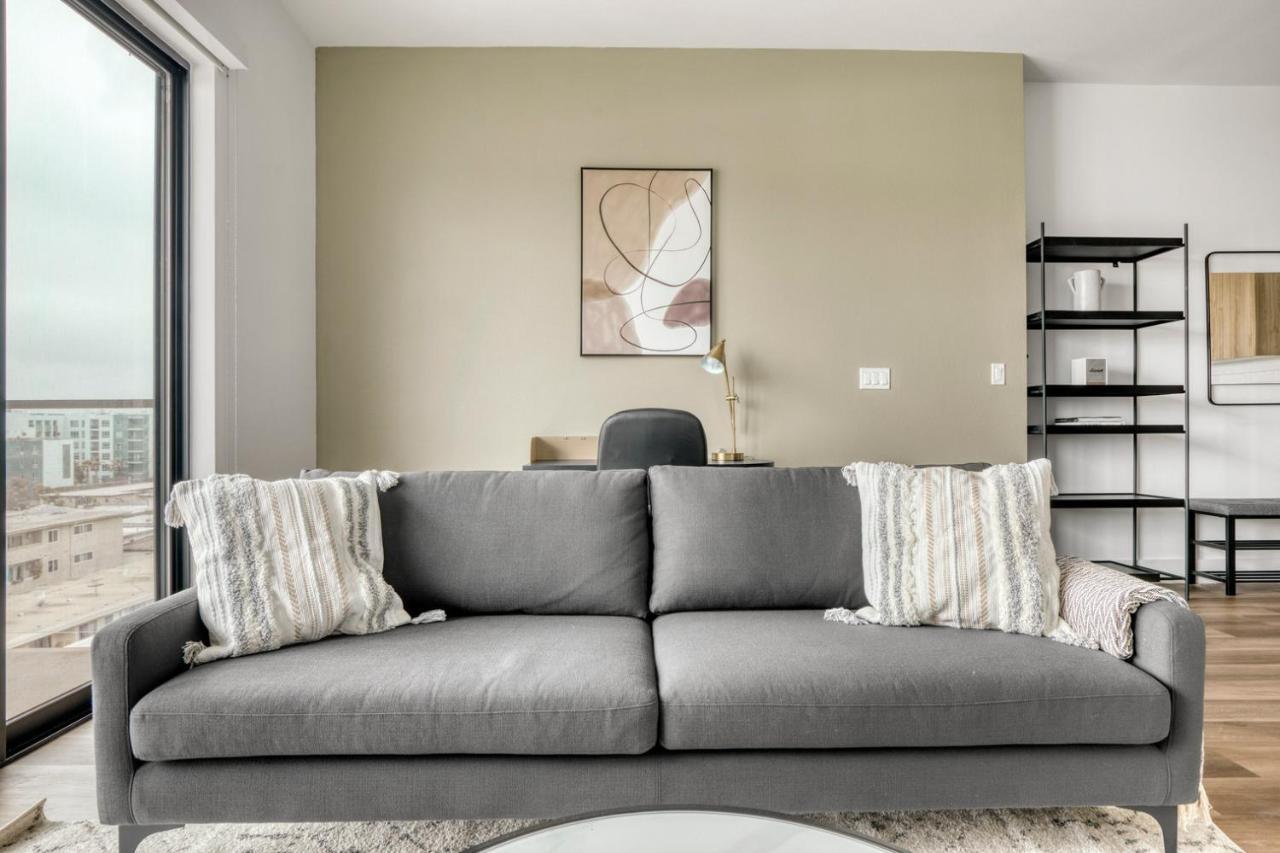 Culver 1br W Wd Pool Gym Nr Shops Bars Lax-938 Los Angeles
