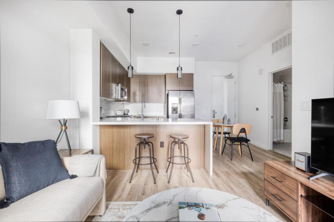 Woodland Hills 1br W Pool Gym Nr Warner Center Lax-664 * Los Angeles