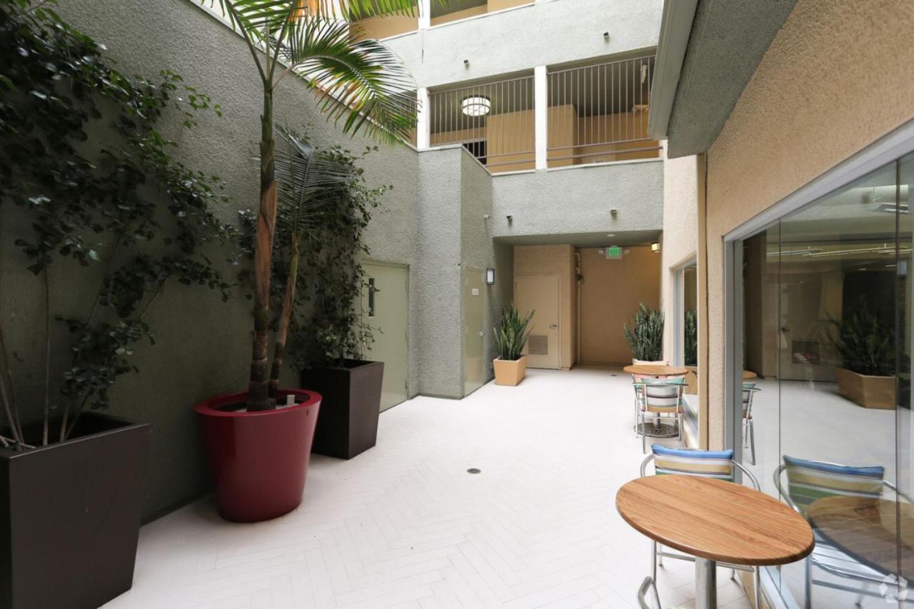 Beverly Hills 1br Pool Nr Rodeo Drive Lax-366 * Los Angeles