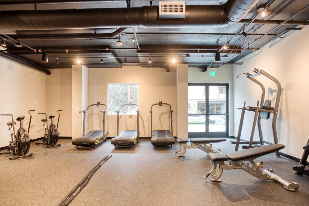 Koreatown 1br W Gym Wd Nr Wilshire Blvd Lax-774 *