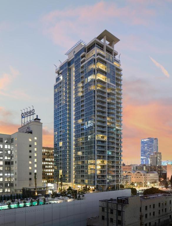 Level Downtown La South Olive Los Angeles