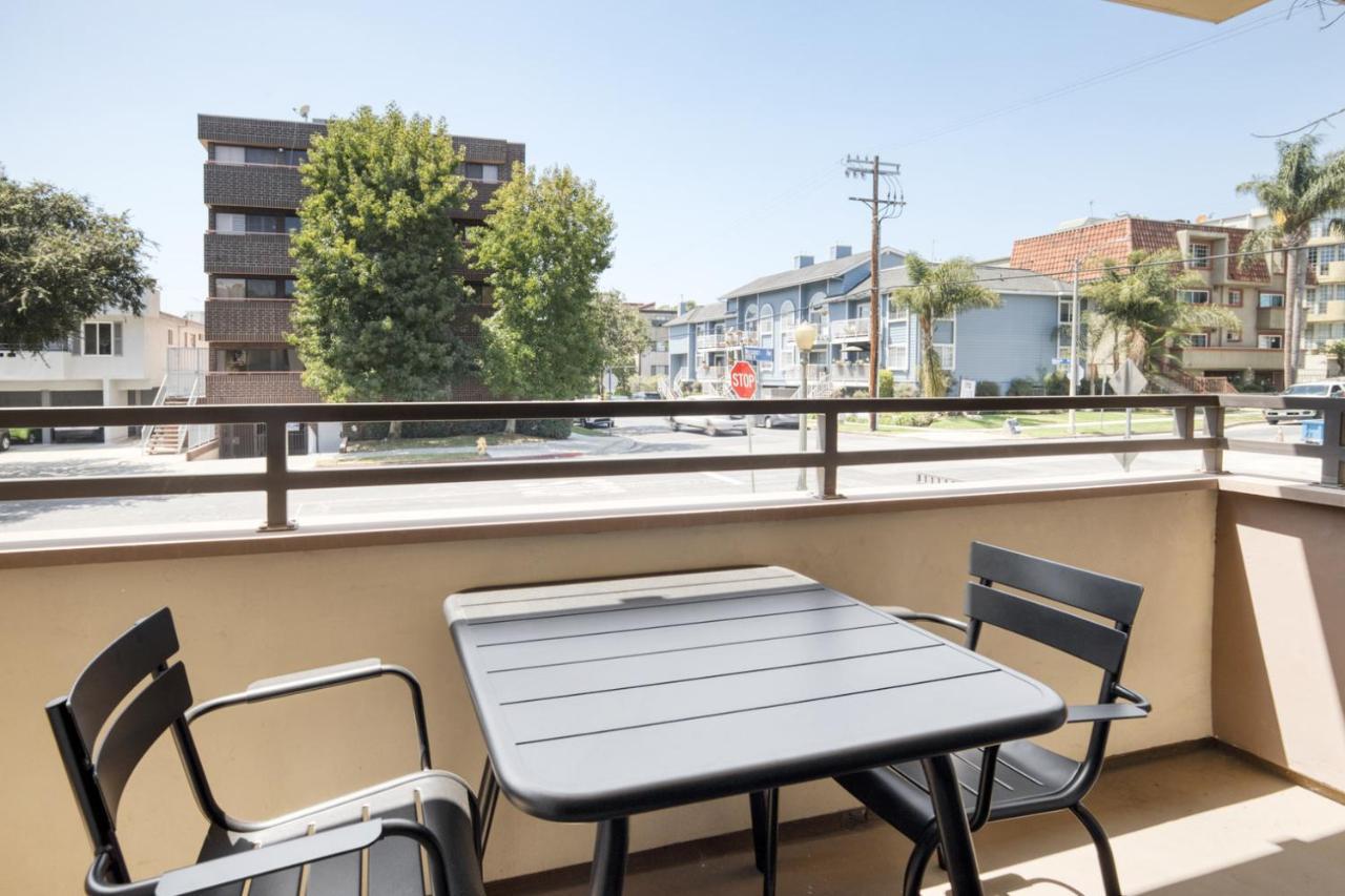 Westwood 2br W Wd Nr Westwood Village Lax-887 * Los Angeles