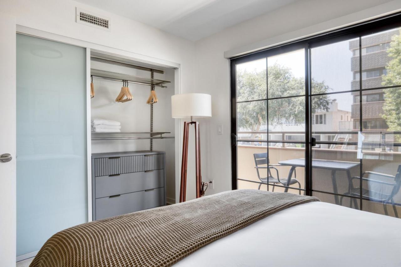 Apartment Westwood 2br W Wd Nr Westwood Village Lax-887