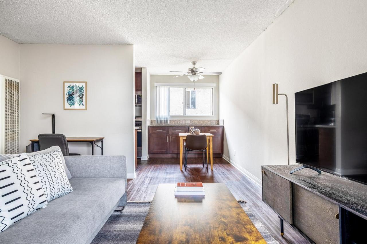 W Hollywood 1br W Gym Bbq Nr Nightlife Lax-449 *