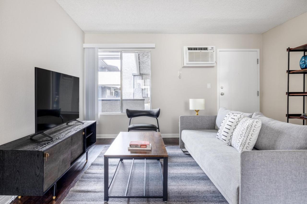 W Hollywood 1br W Gym Bbq Nr Nightlife Lax-449 Apartment