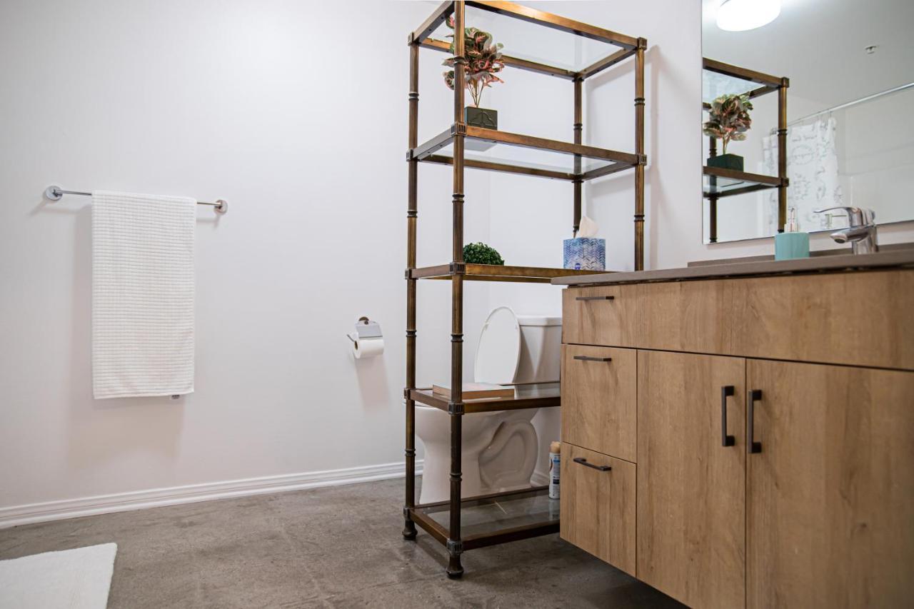 Live And Work Space In Hollywood Los Angeles