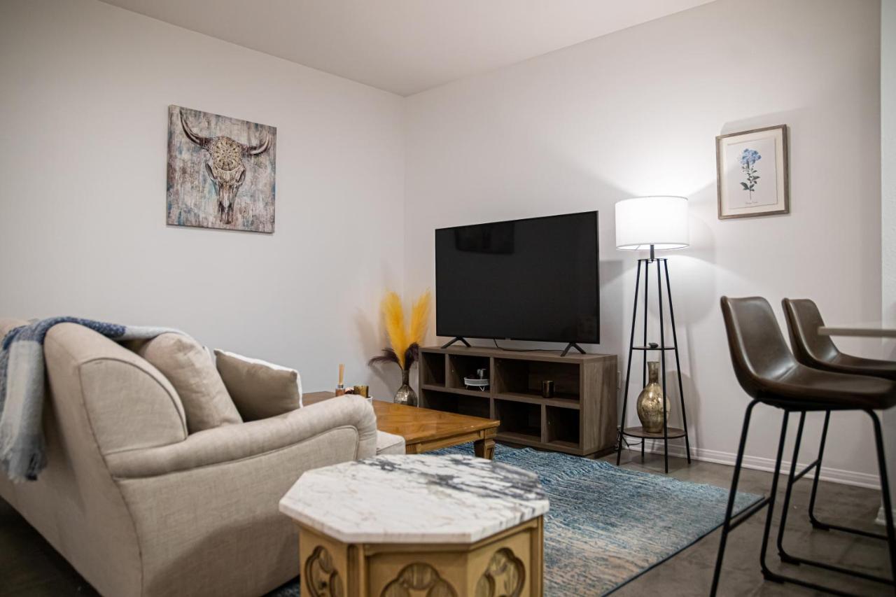 Live And Work Space In Hollywood * Los Angeles