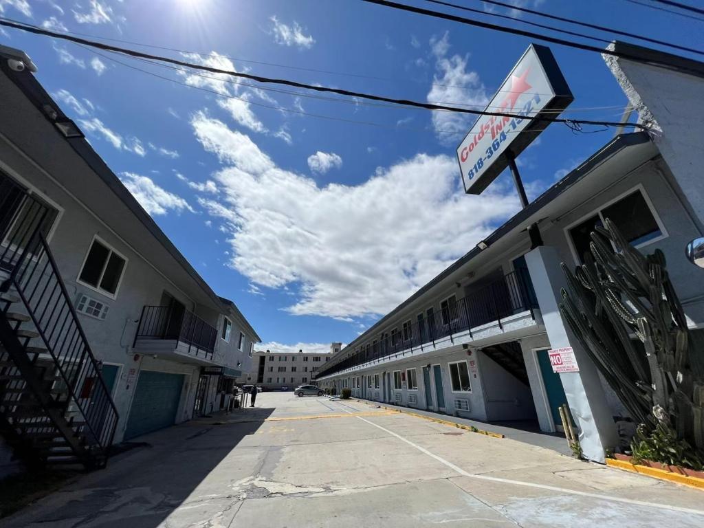 Goldstar Motel