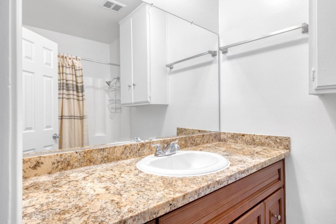 Woodland Hills 2br W Pool Gym Nr Warner Center Lax-699 Apartment Los Angeles