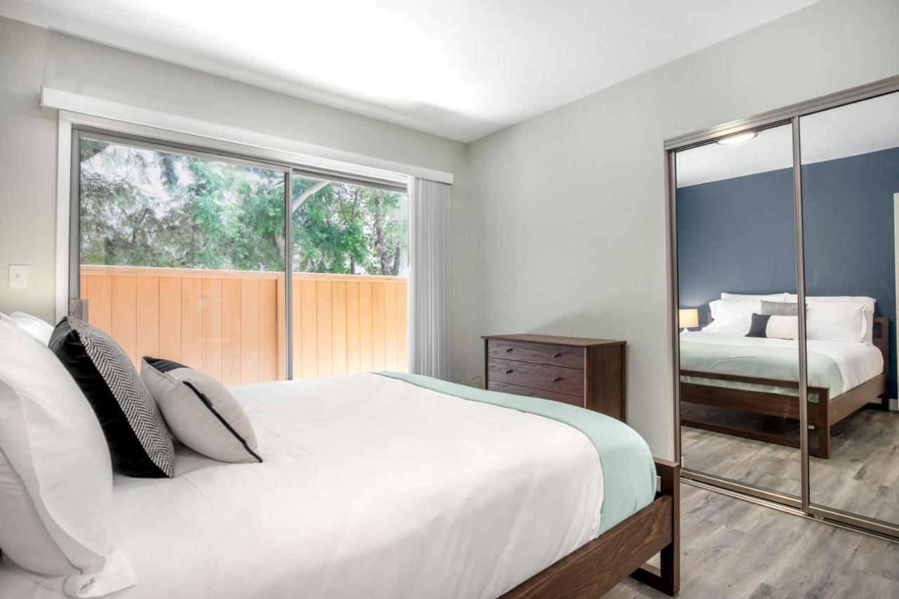 Apartment Beverly Grove 2br Nr Cedar Sinai Hospital Lax-124 Los Angeles