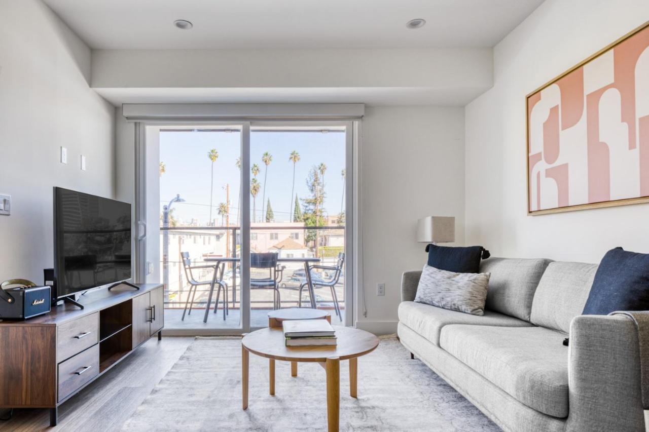 Brentwood 2br W Gym Rooftop Wd Nr Wf Shops Lax-620 * Los Angeles
