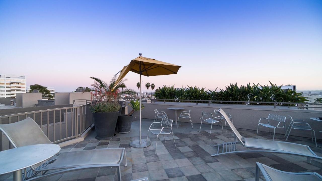 Apartment Luxury, Hollywood Walk Of Fame Los Angeles