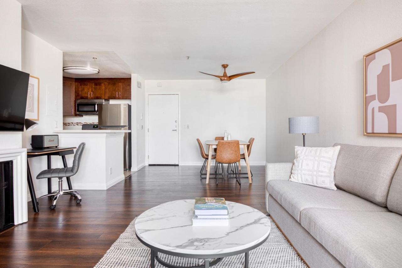 Hollywood 1br W Pool Nr Metro Restaurants Lax-510 Apartment