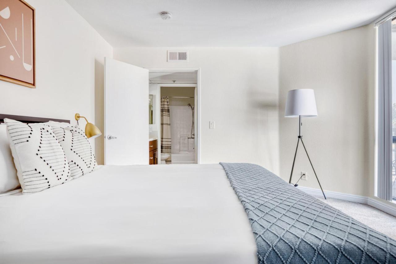 Hollywood 1br W Pool Nr Metro Restaurants Lax-510 Apartment