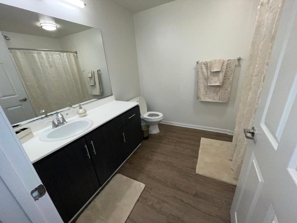 Marina Del Rey 2 Bedroom *