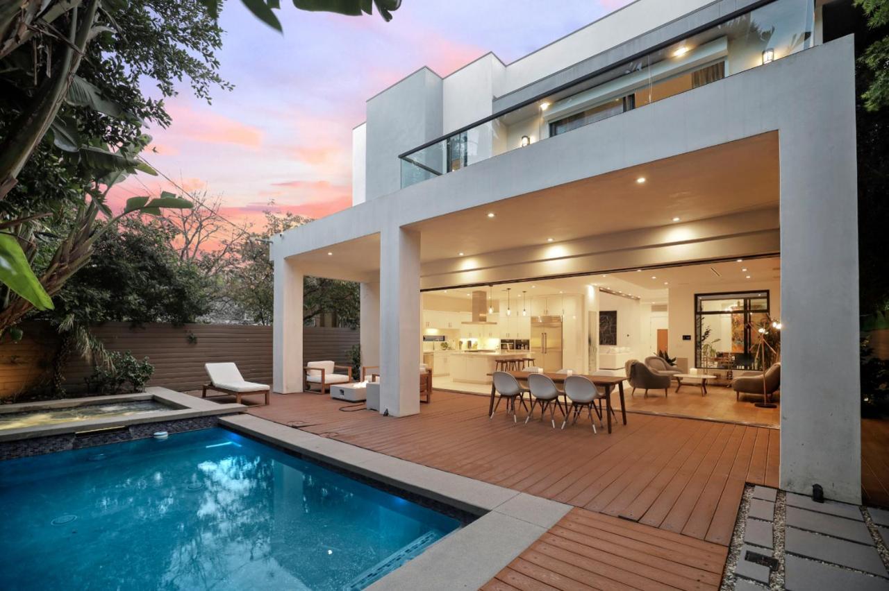 Crescent Heights