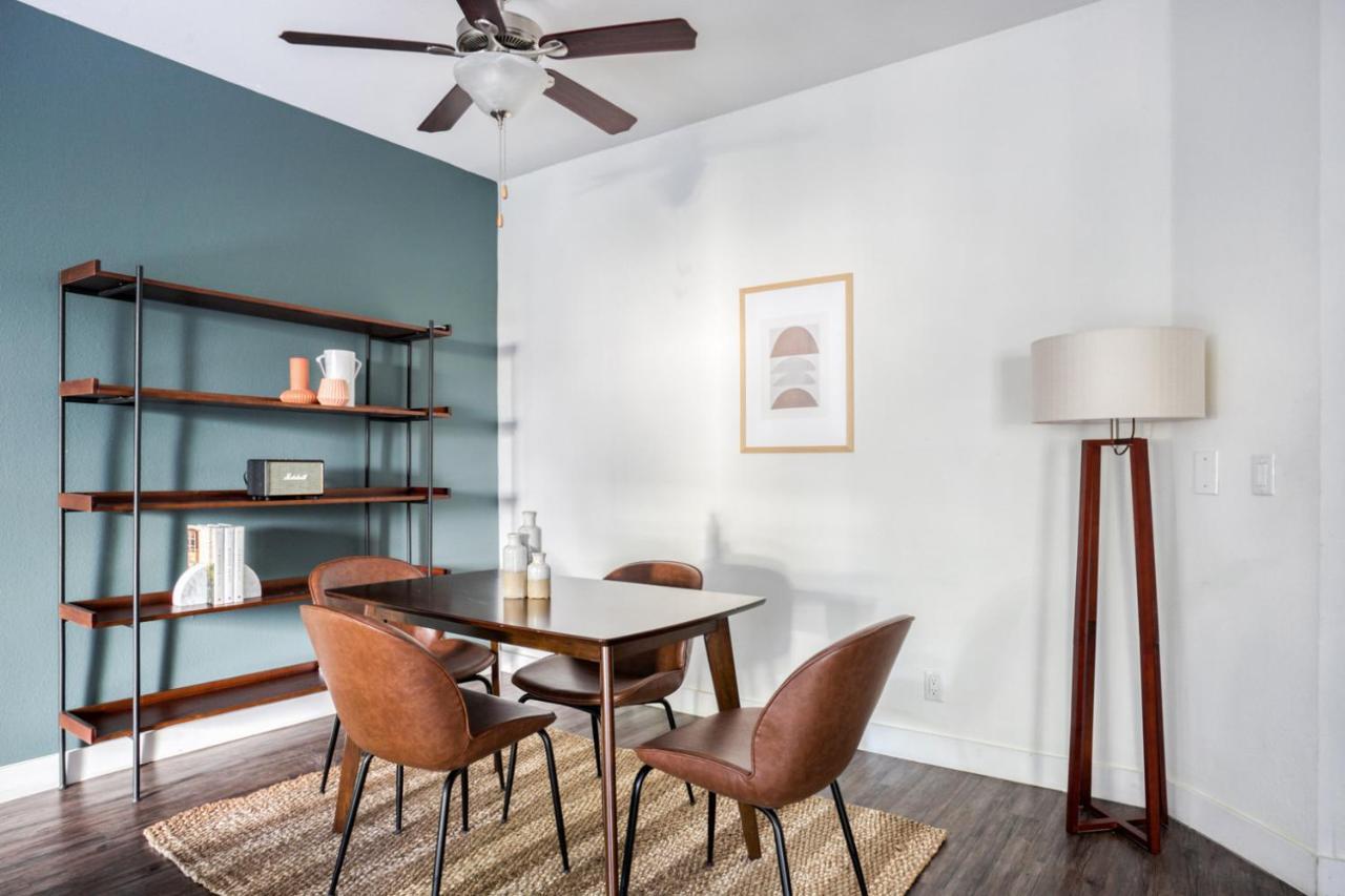 Apartment Hollywood 1br W Gym Pool Nr Sunset Lax-55 Los Angeles