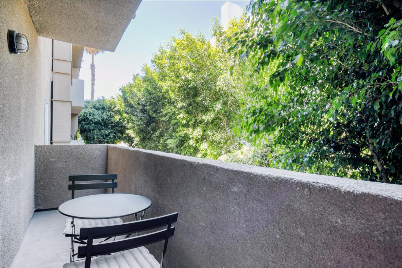 Hollywood 1br W Gym Pool Nr Sunset Lax-55 Apartment *