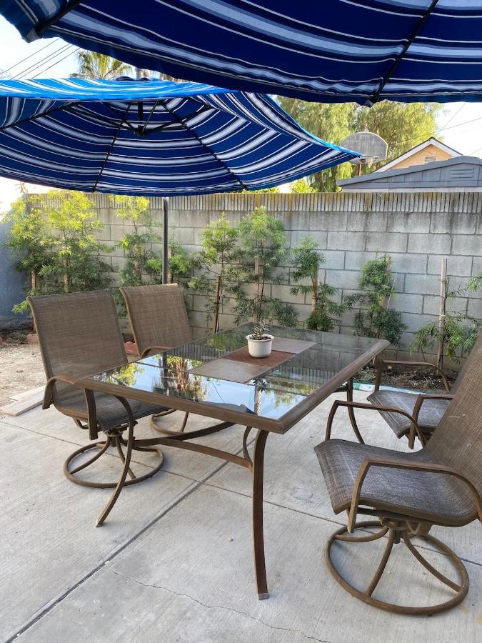 Hollywood View Private With Amenities
