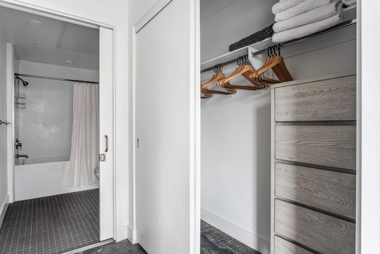 Apartment Marina Del Rey 2br W Gym Pool Nr 405 Lax-1006 Los Angeles
