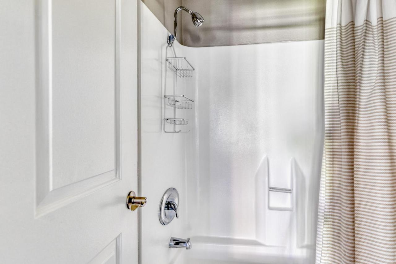 Apartment Woodland Hills 1br W Pool Gym Nr Warner Center Lax-694 Los Angeles