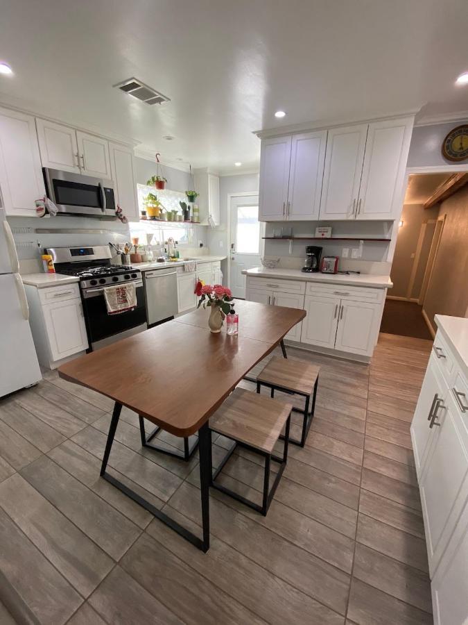 Homestay Hollywood View Private With Amenities Los Angeles