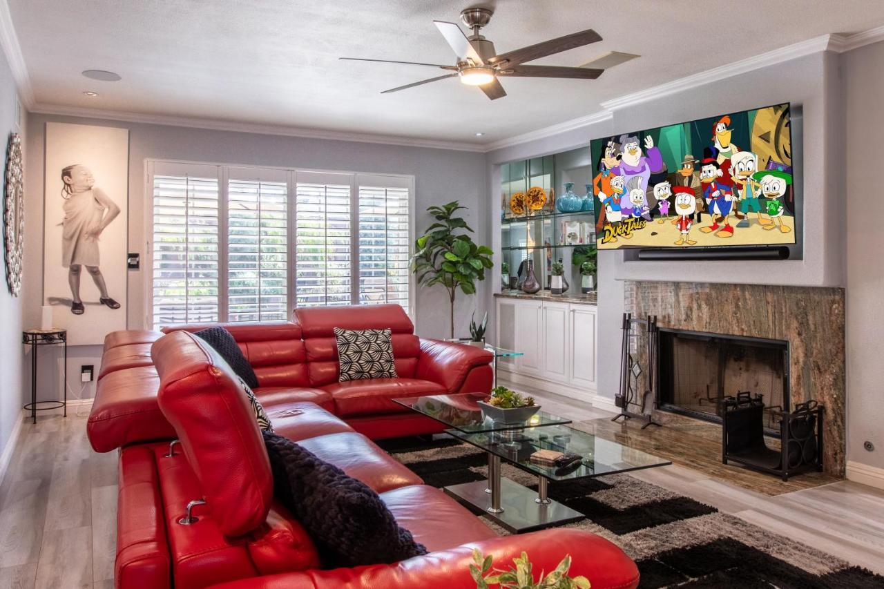 Stunning, Quiet Pvt Luxe Home! King Bed, Jacuzzi, Fire Pit, Bbq! Beautiful! Los Angeles