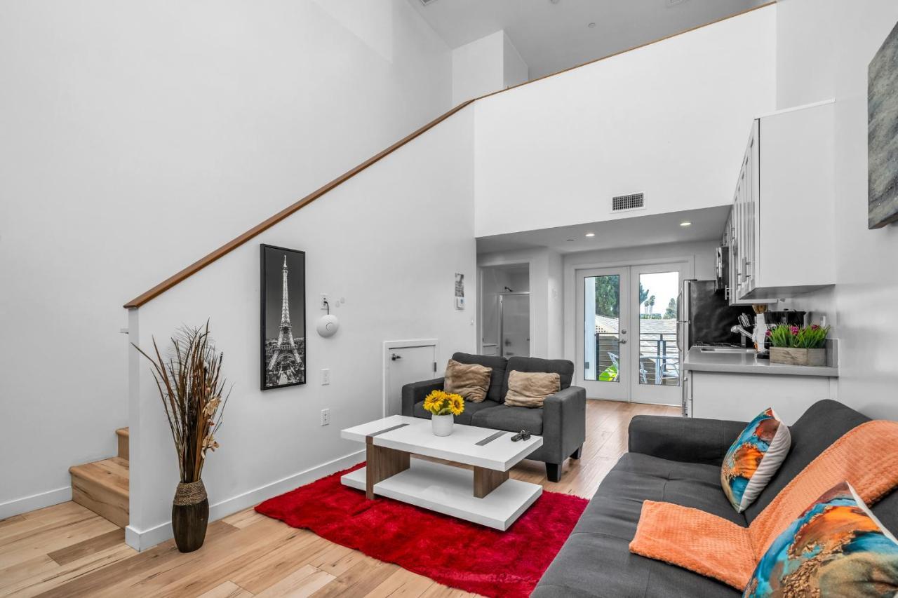 Cozy Oasis Near Griffith Observatory Apartment Los Angeles