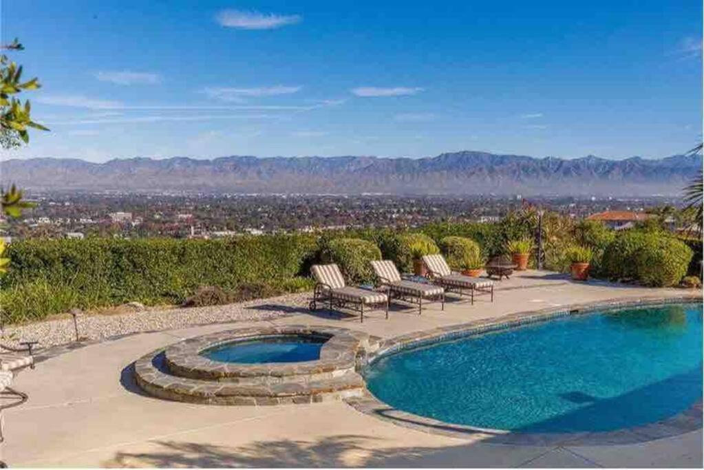 Amazing View-pool-spa Near Universal & Beverly Hills *