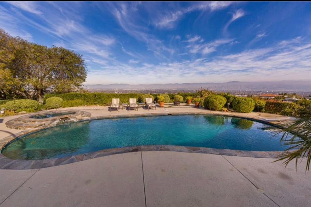 Amazing View-pool-spa Near Universal & Beverly Hills *
