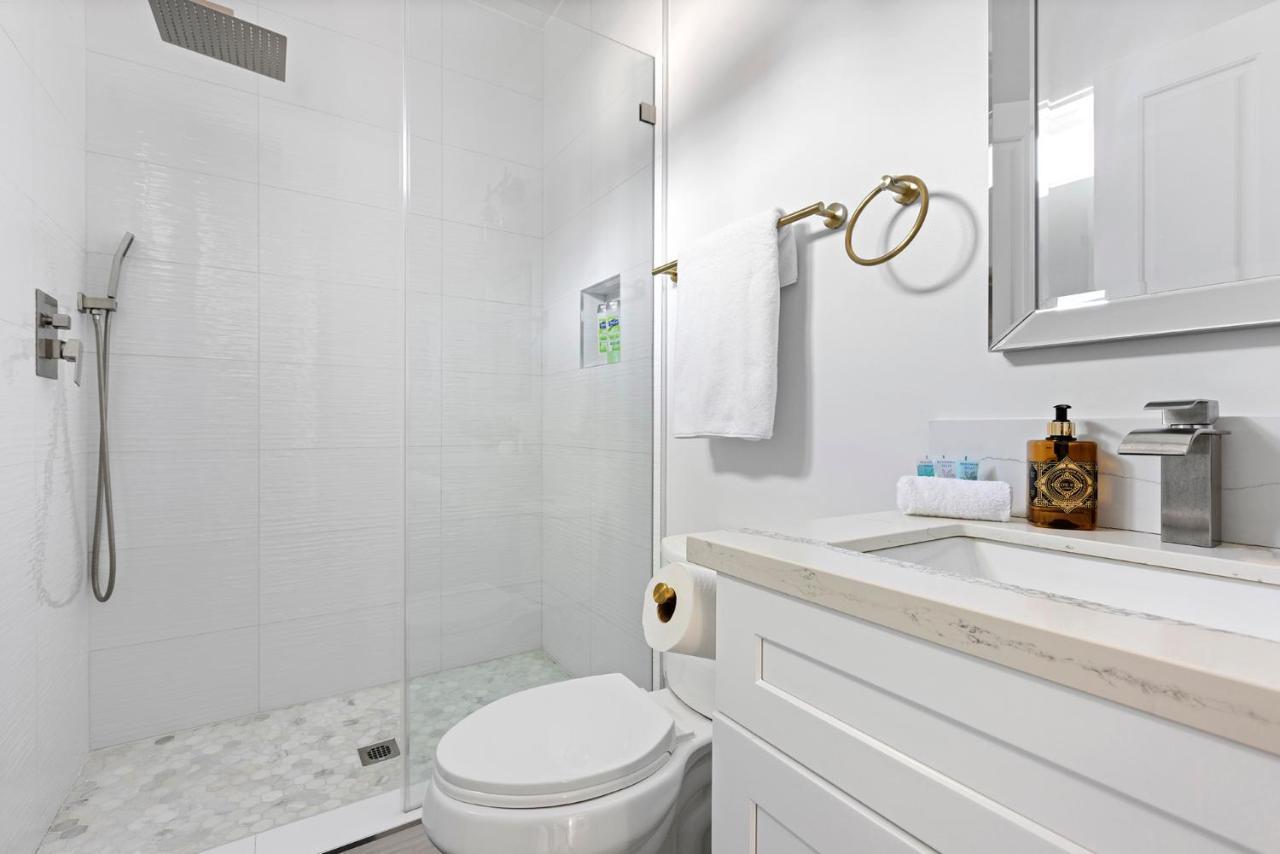 Adorable 3 Bedroom With Jacuzzi & * Los Angeles