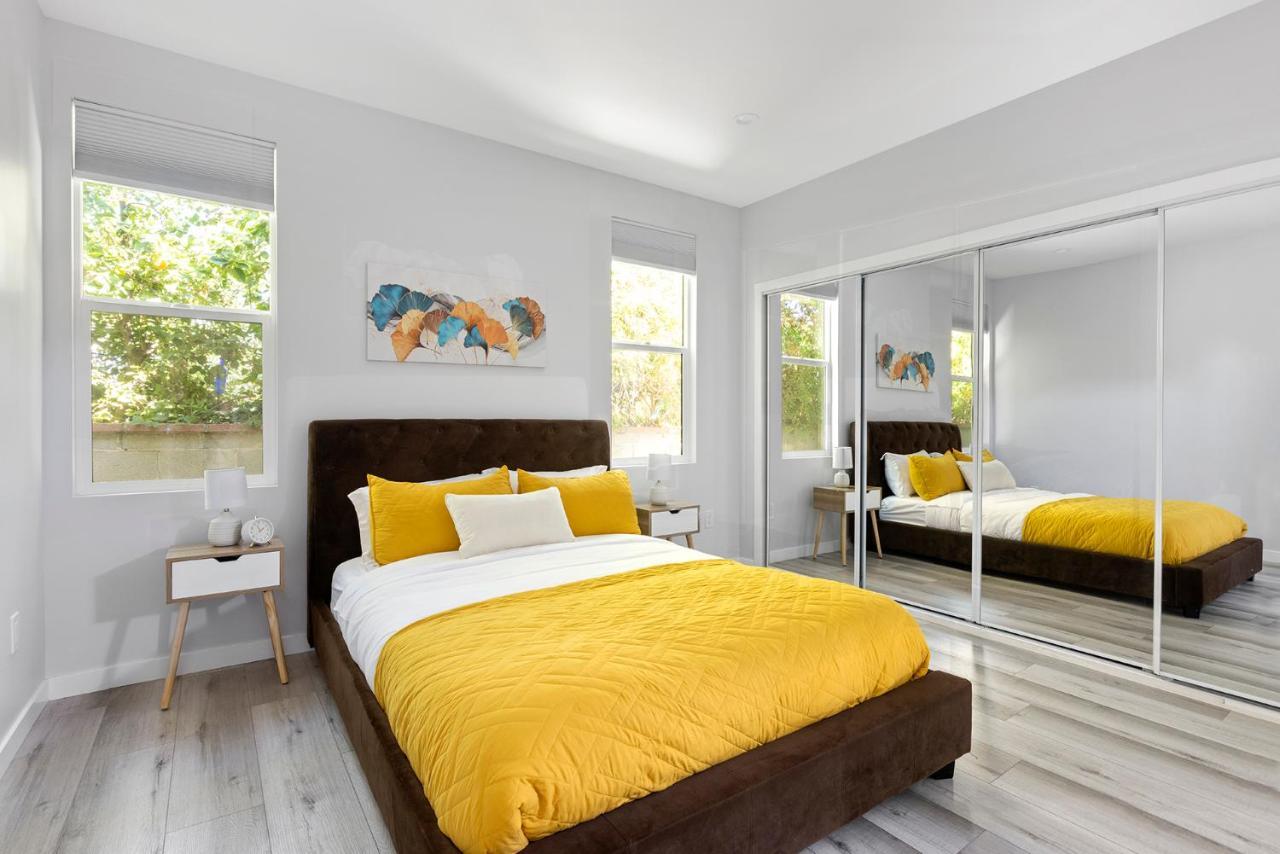 Guest house Adorable 3 Bedroom With Jacuzzi & *