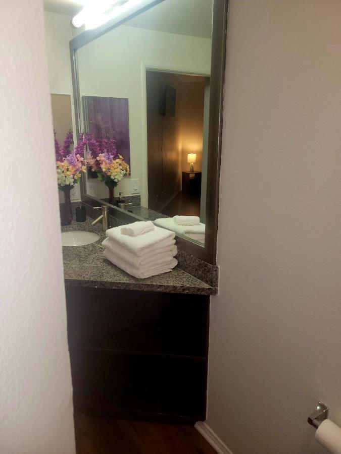 Marina Del Rey Beauty Apartment