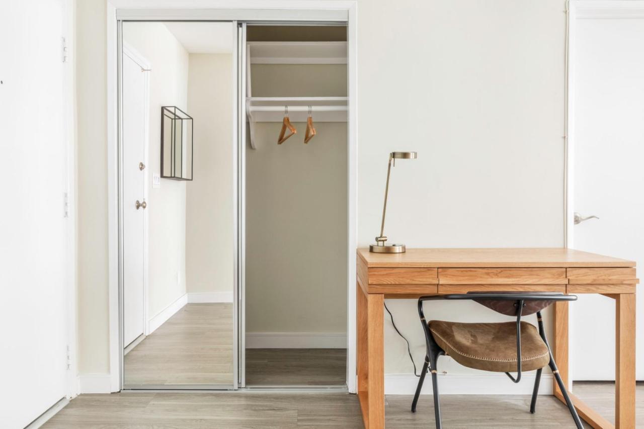 Santa Monica 1br W Rooftop Nr Santa Monica Pier Lax-297