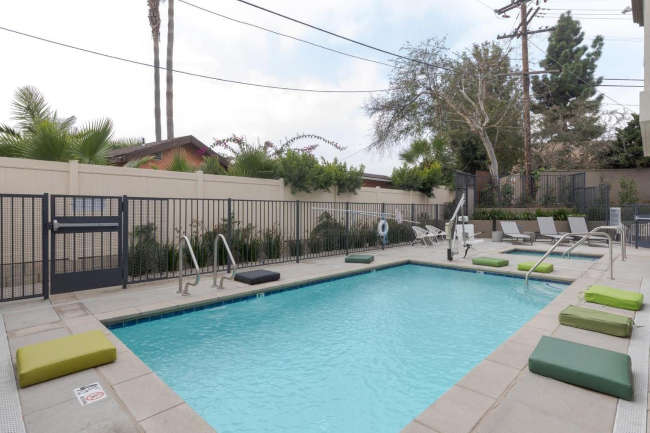 Westchester 1br W Pool Gym Nr Lax Lax-241 *