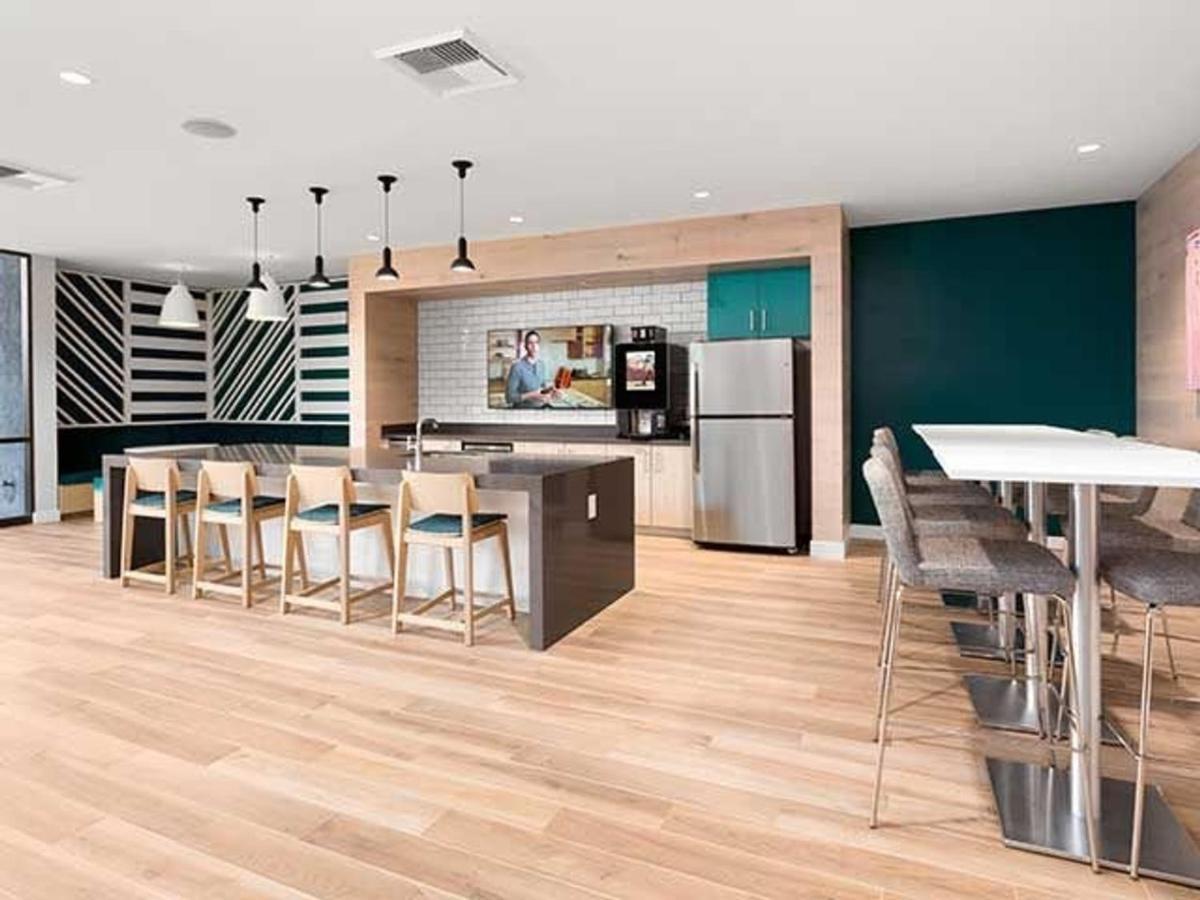 Burbank 1br W Pool Wd Gym Nr Tj Wf Lax-787 Los Angeles