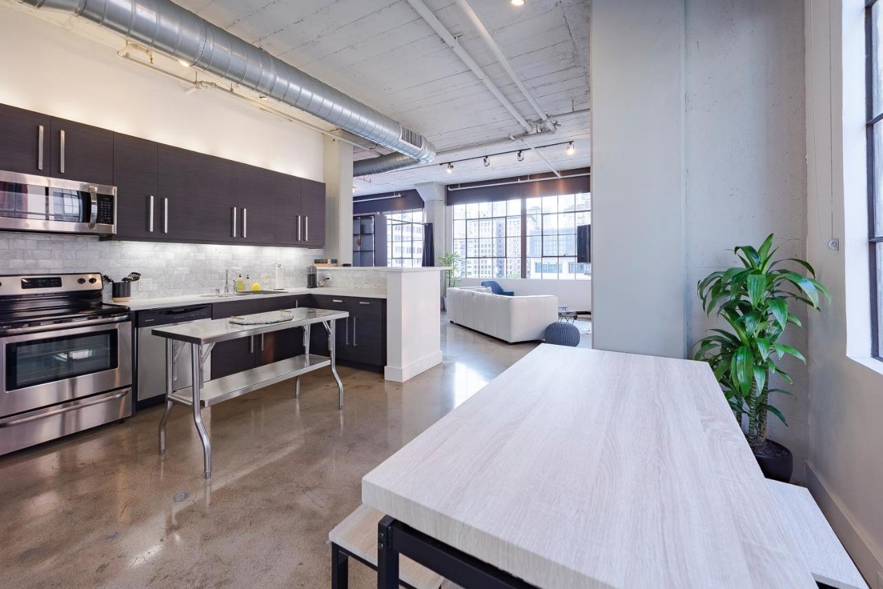 Gorgeous Dtla Artist Loft With Parking And Views Apartment *