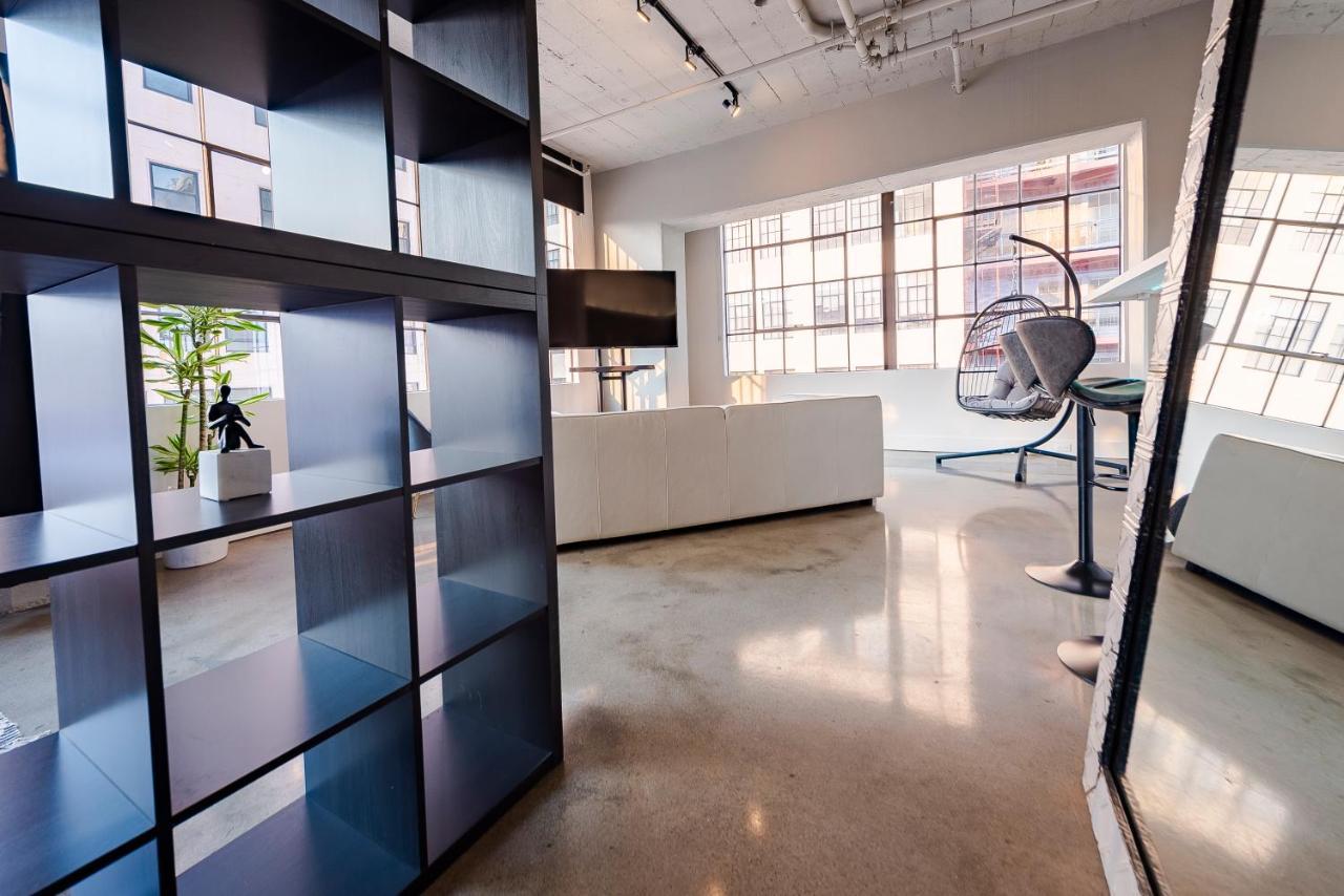 Gorgeous Dtla Artist Loft With Parking And Views Apartment Los Angeles