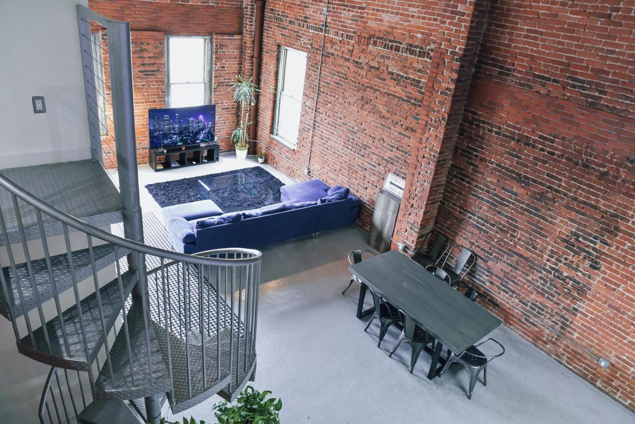 Downtown La 2 Story Artist Loft With Views * Los Angeles