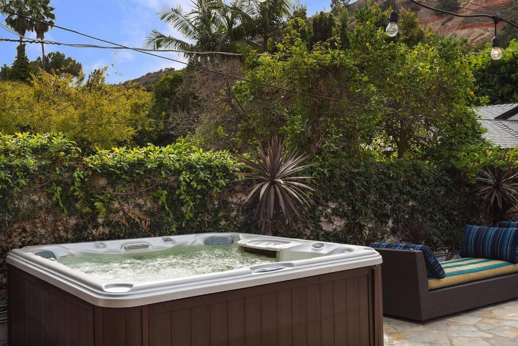 Beverly Hills With 2 And Swimming Pool Villa Los Angeles