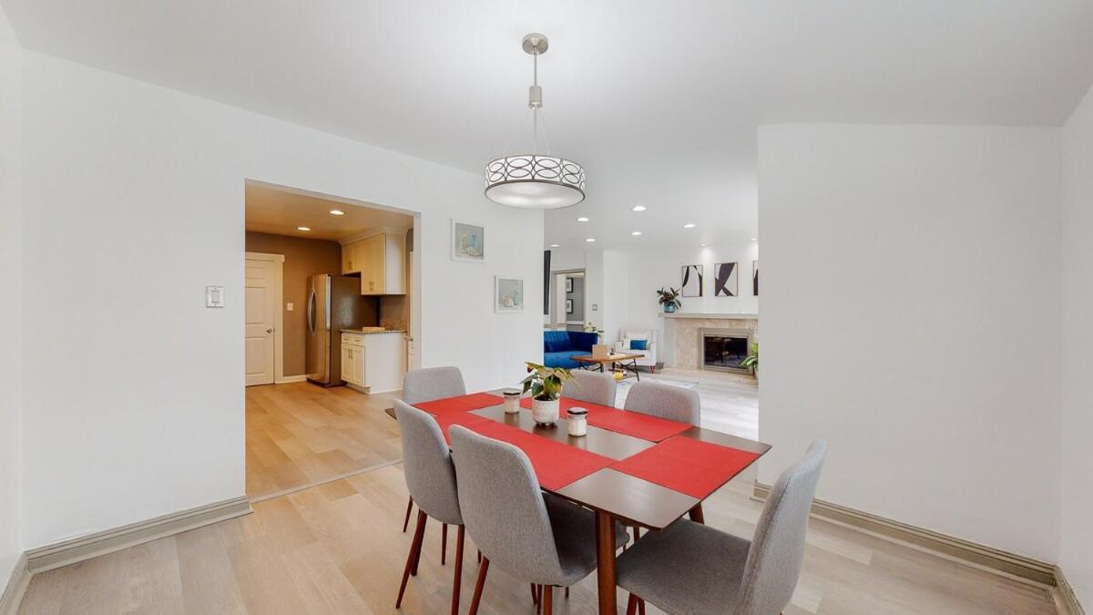 Luxury La Home-cheviot Hills -lovely Yard *