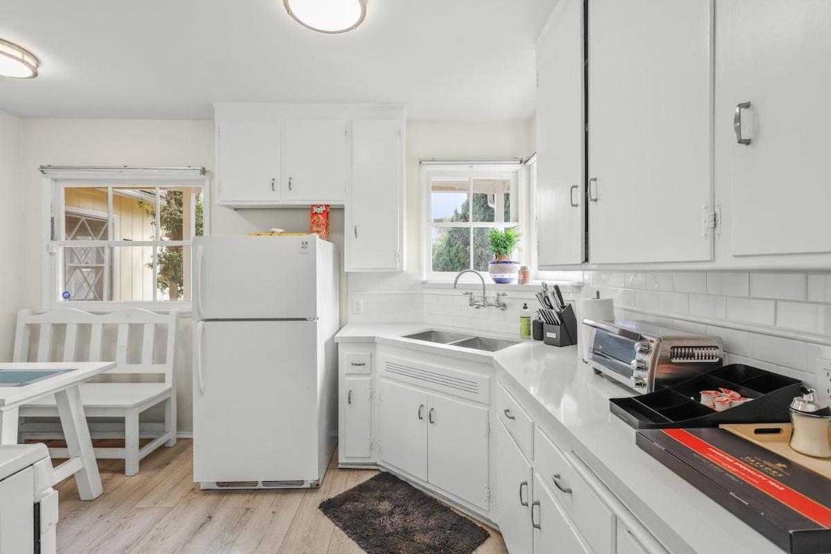 Casa de férias Dazzling Westside 4 Bedroom Home-minutes To The Los Angeles
