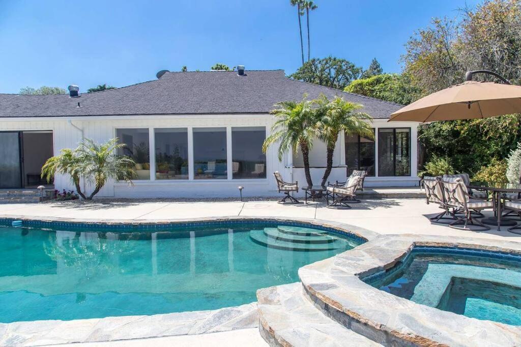Villa Amazing View-pool-spa Near Universal & Beverly Hills *