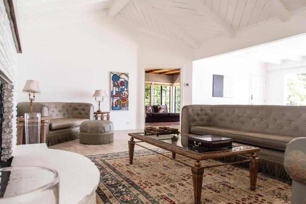 Villa Amazing View-pool-spa Near Universal & Beverly Hills *