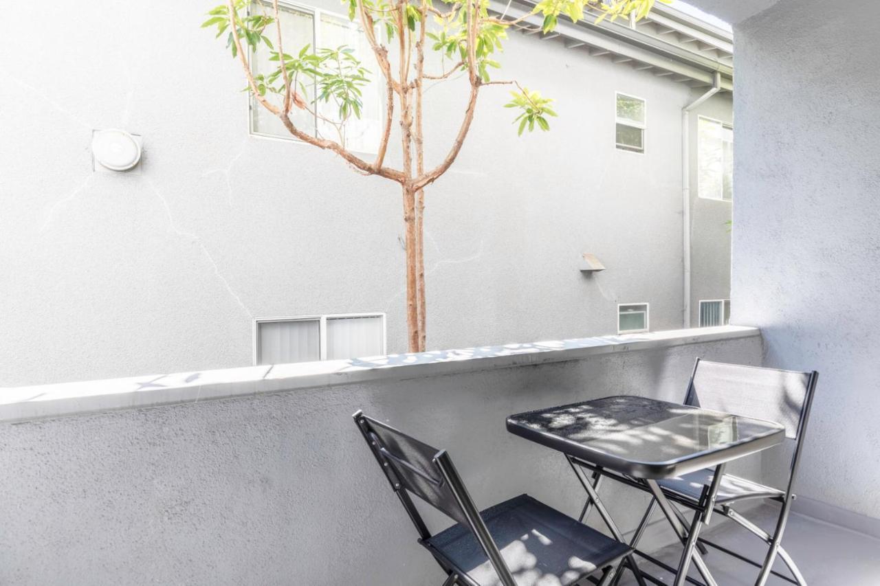 Santa Monica 1br W Rooftop Nr Santa Monica Pier Lax-297 *