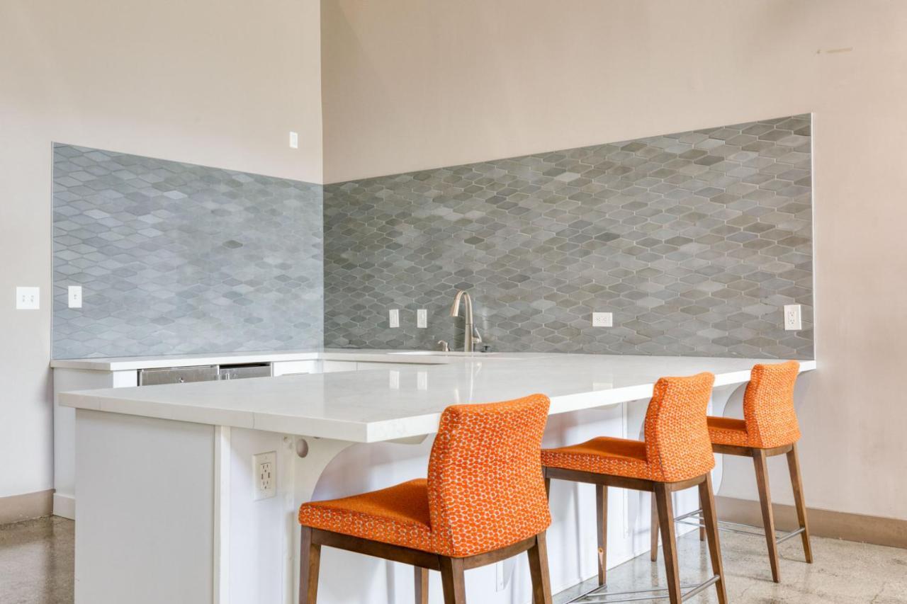 Downtown 1br W Pool Wd Gym Nr 7th St Metro Lax-605 Apartment