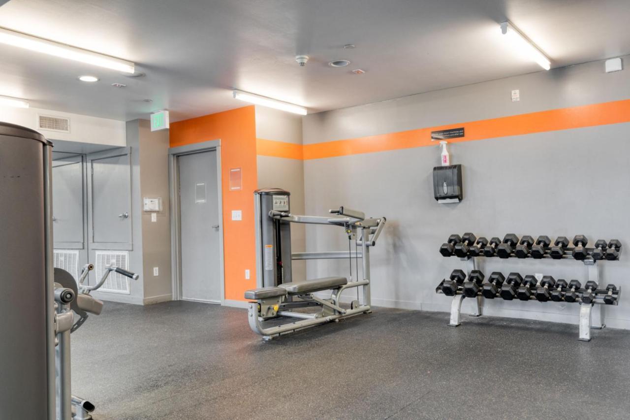 Downtown 1br W Pool Wd Gym Nr 7th St Metro Lax-605 Apartment *