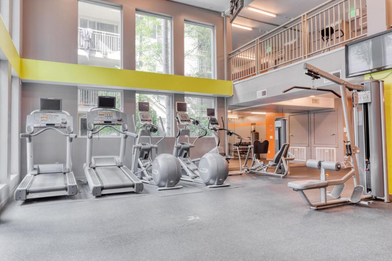 Downtown 1br W Pool Wd Gym Nr 7th St Metro Lax-605 Apartment