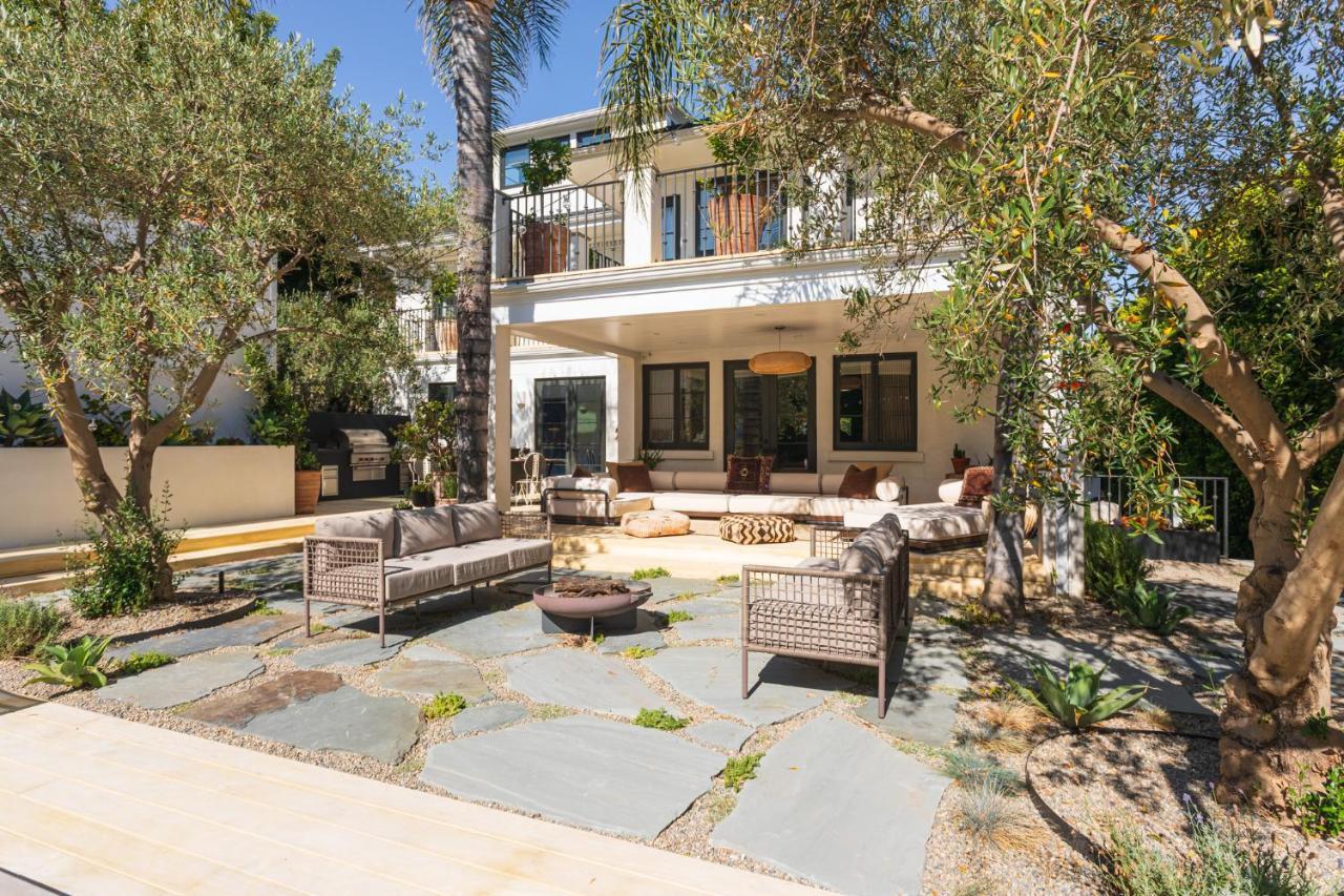 Runyon Canyon Botanical Oasis