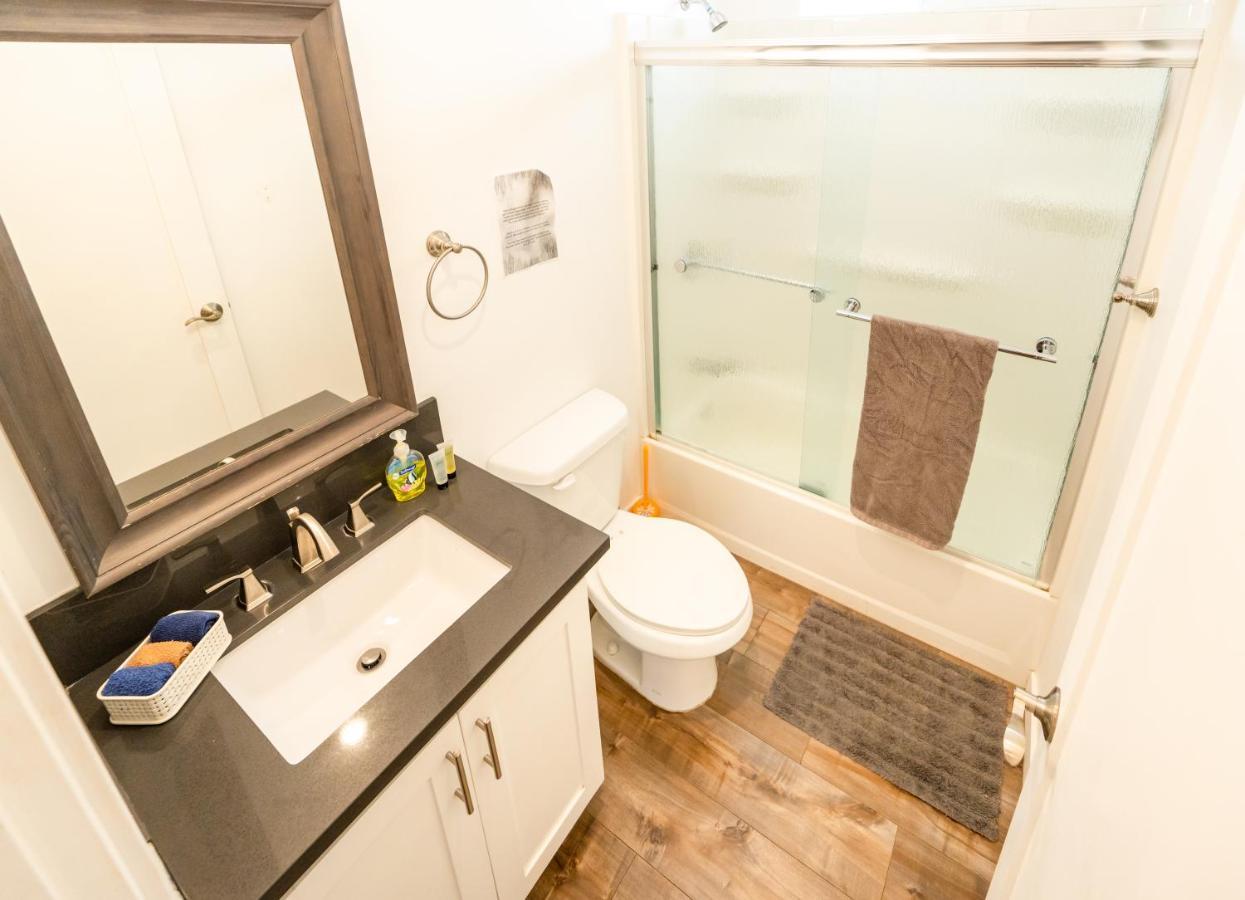 Chic Koreatown 1 Bedroom Close To Downtown La With Free Gated Parking *
